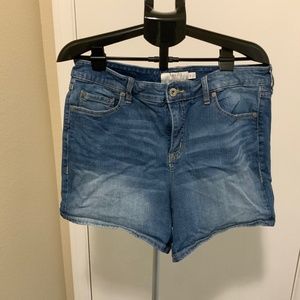 Torrid Denim Shorts size 16